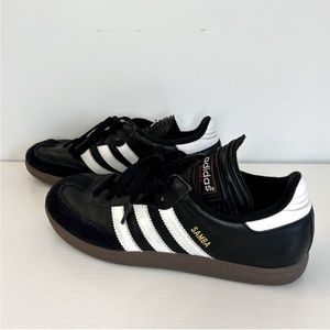 ADIDAS SAMBA -Black and white